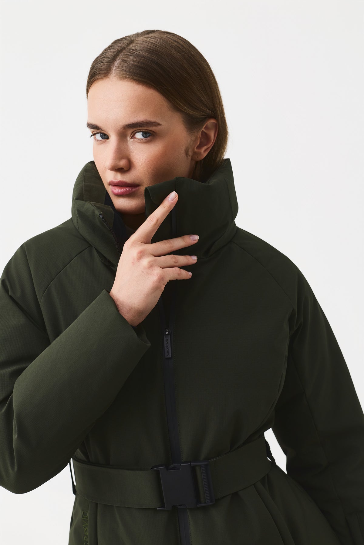 Elvit Ski Jacket with Belt Women, Black Forest Green