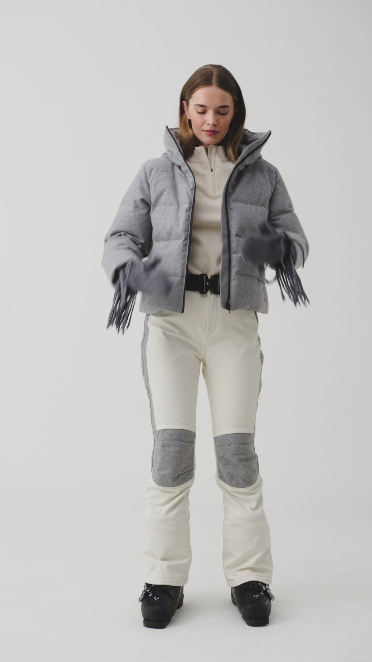 Lumi Tassel Mittens Women, Grey Melange