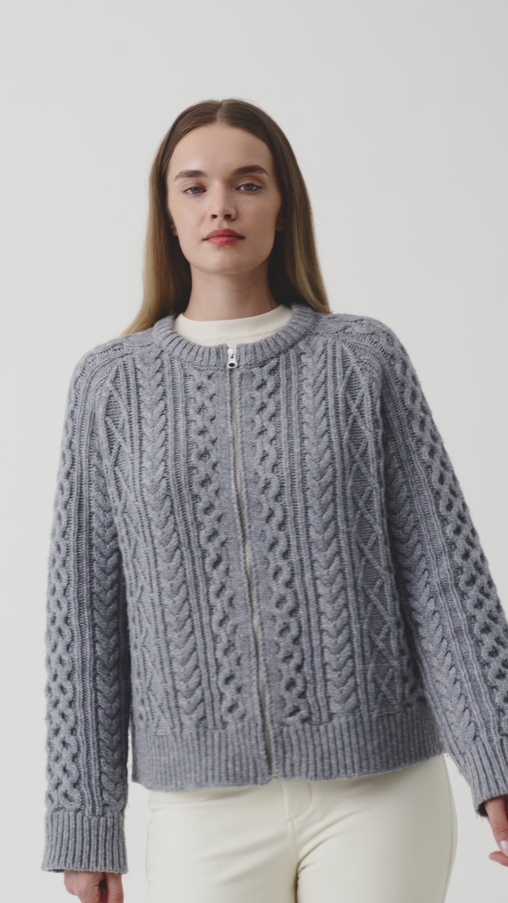 Varda Cable Knit Cardigan Women, Grey Melange